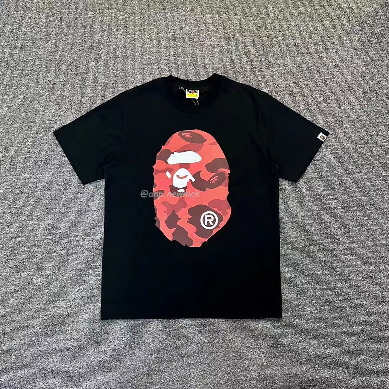 Bape Color Camo Big Ape Head Tee White Black White Green (9) - newkick.vip